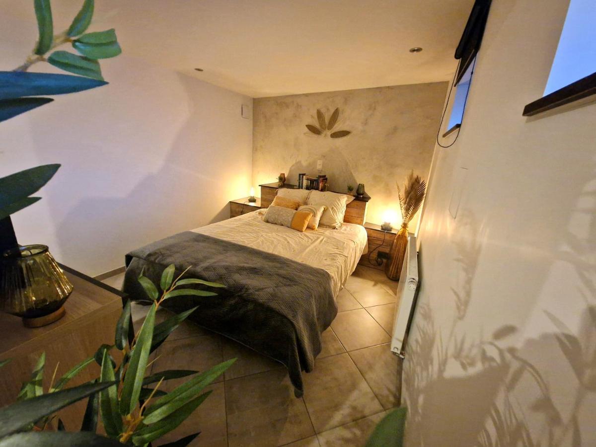 Le Twenty Bed and Breakfast Marche-en-Famenne Buitenkant foto